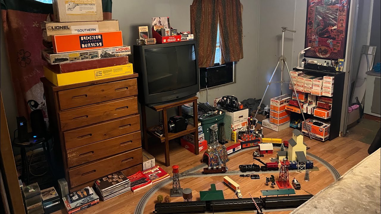 My 2 LIONEL O Gauge Floor Layouts! And a TOUR of my MPC LIONEL Collection! And a Lionel run session!