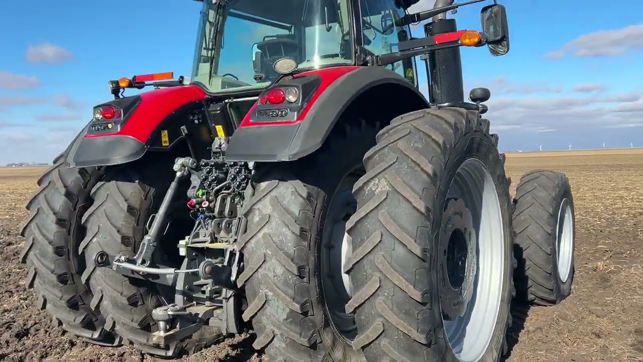2020 Massey Ferguson 8740S Tractor