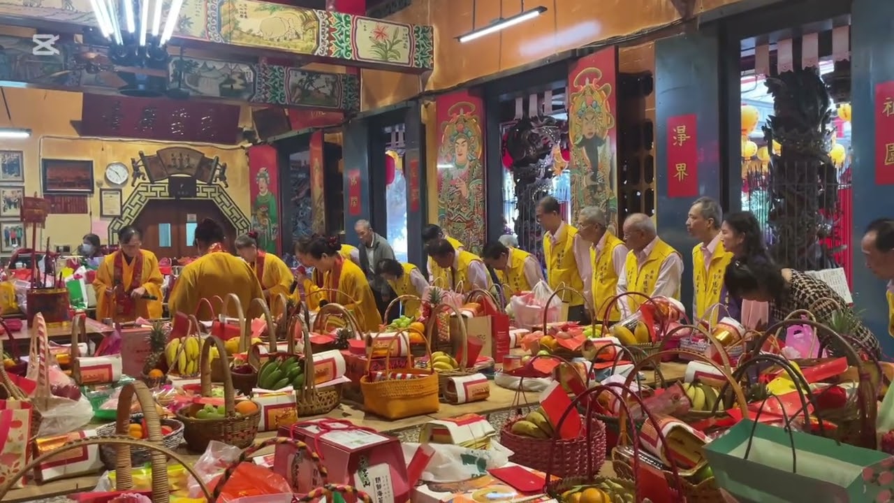 115年農曆正月九日，紫明宮安奉神明斗燈，平安財利燈，光明燈，太歲燈￼，㊗️新春愉快。