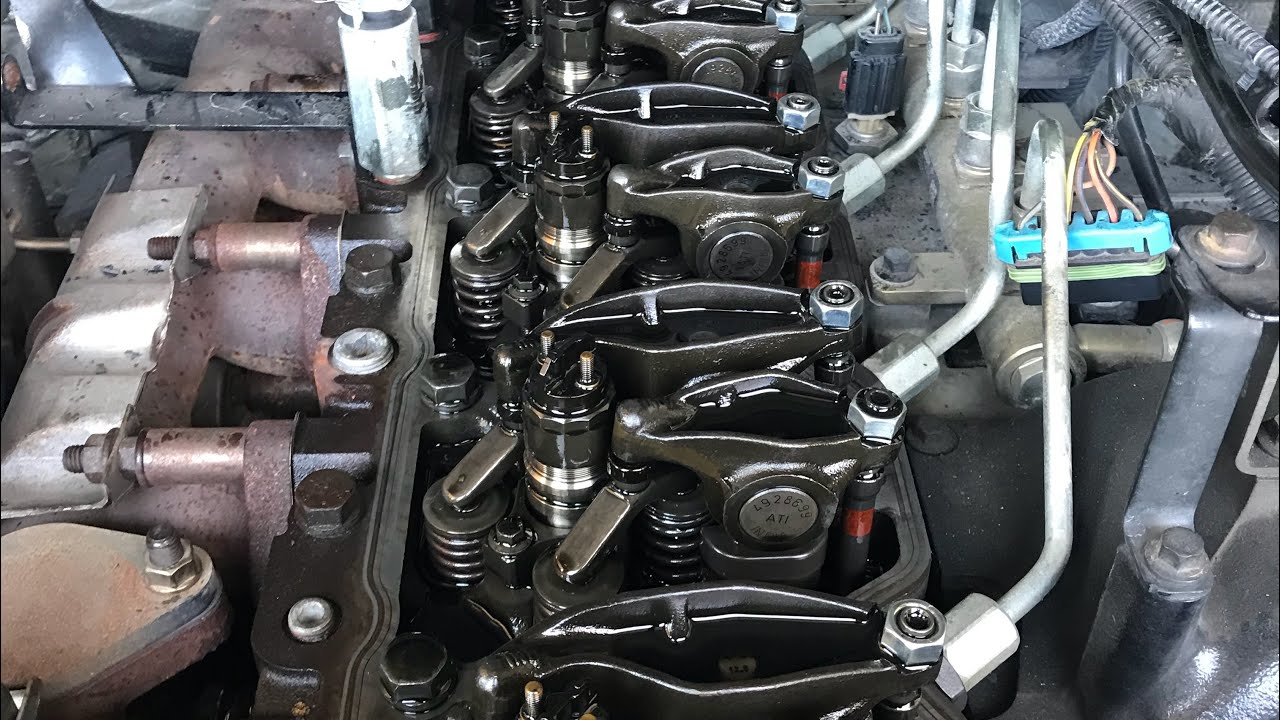 6.7 cummins valve cover leak repair (Rocker Box seal)