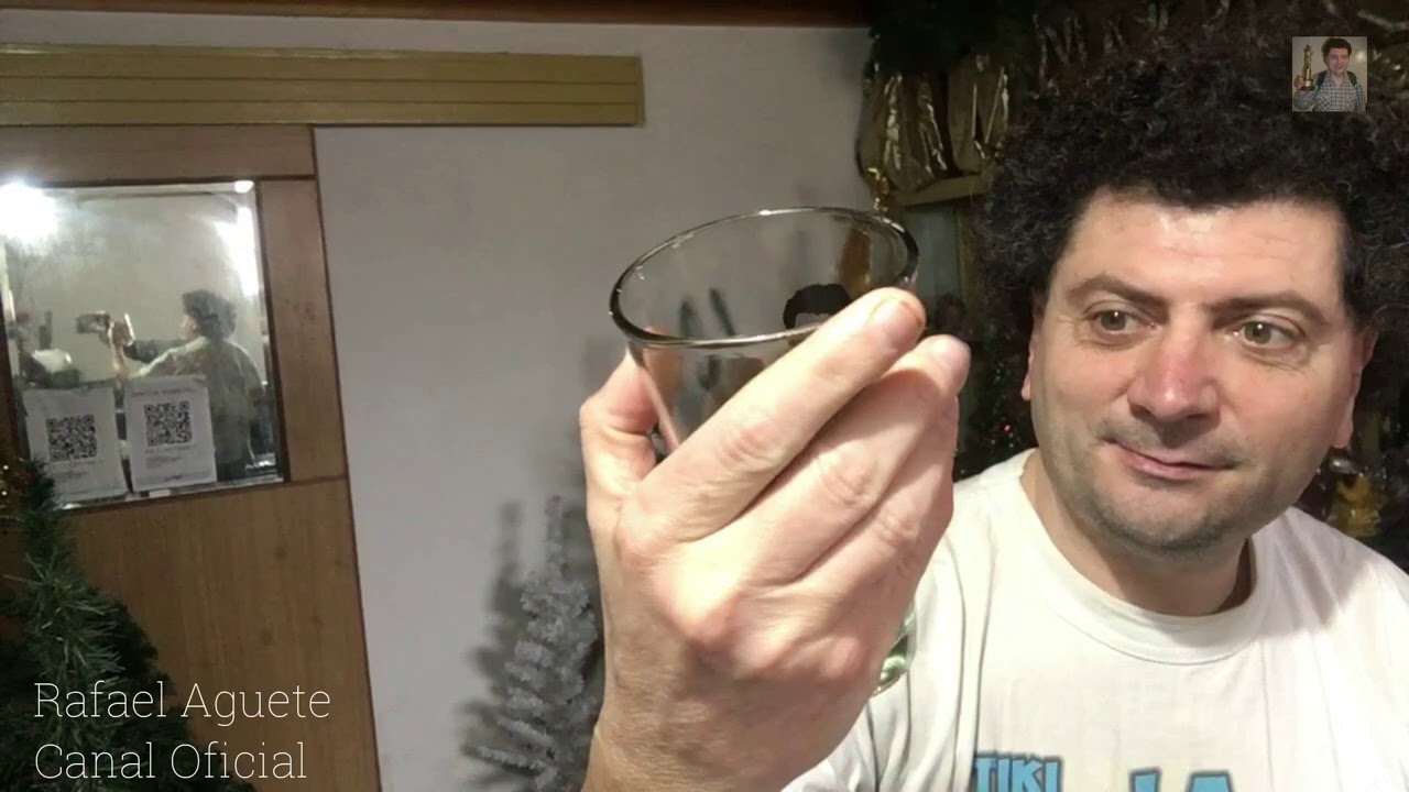 RAFA DE VILLA DOMINICO el 26/08/20 el unboxing de vasos , de kunfu, y los 100 años de la radio