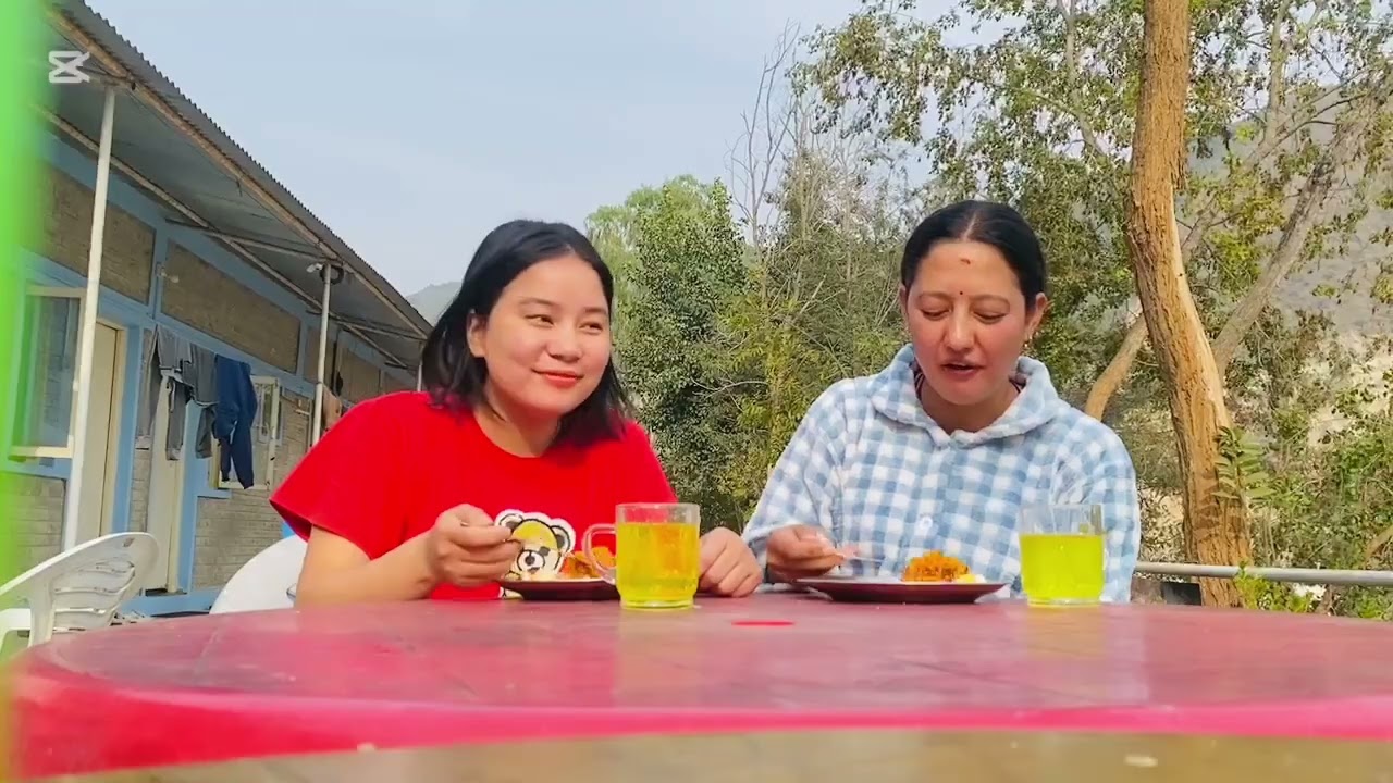 Momo pakekai xina 😂😂 #sindhuli #hospital 