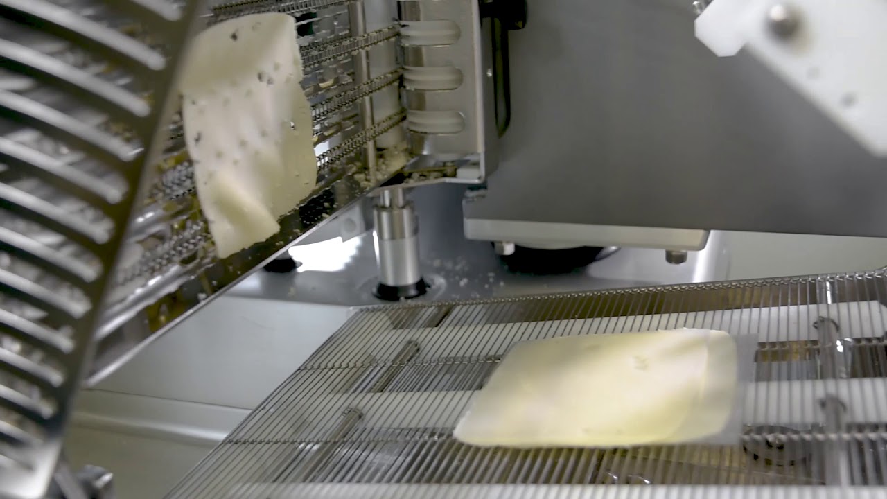 VSI Slicer labeling line cheese