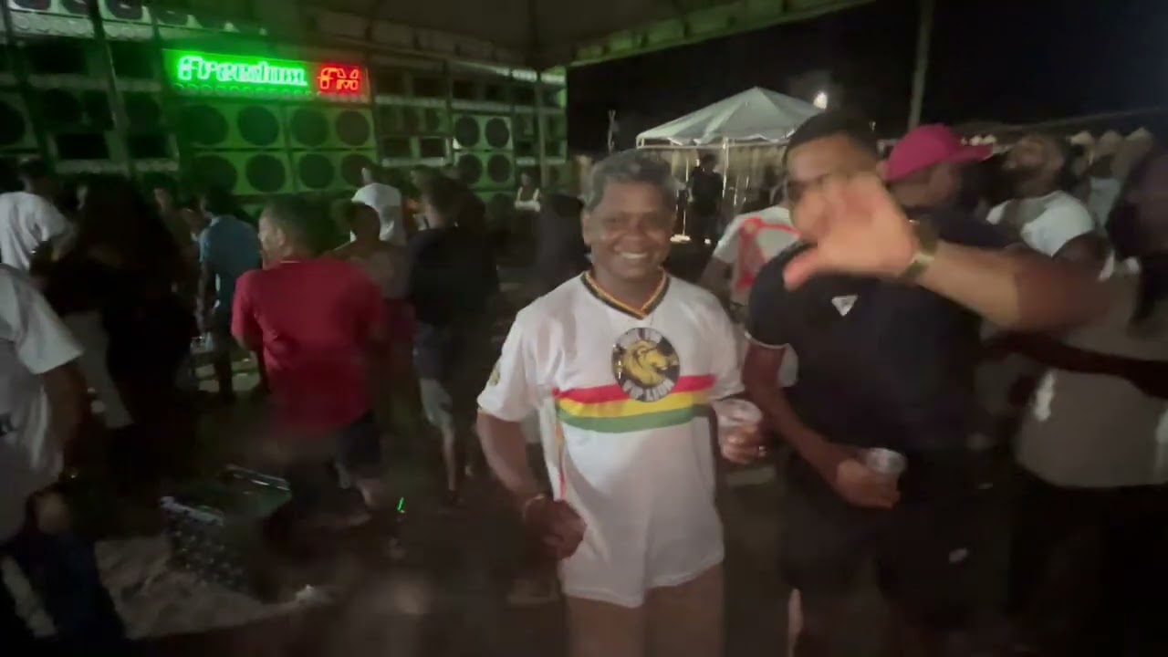 MAIS UMA PEDRA CLÁSSICA DA SEQUÊNCIA DA NOTA 10 DO BRASIL, DJ SILAS JAMAICA DETONANDO GERAL.