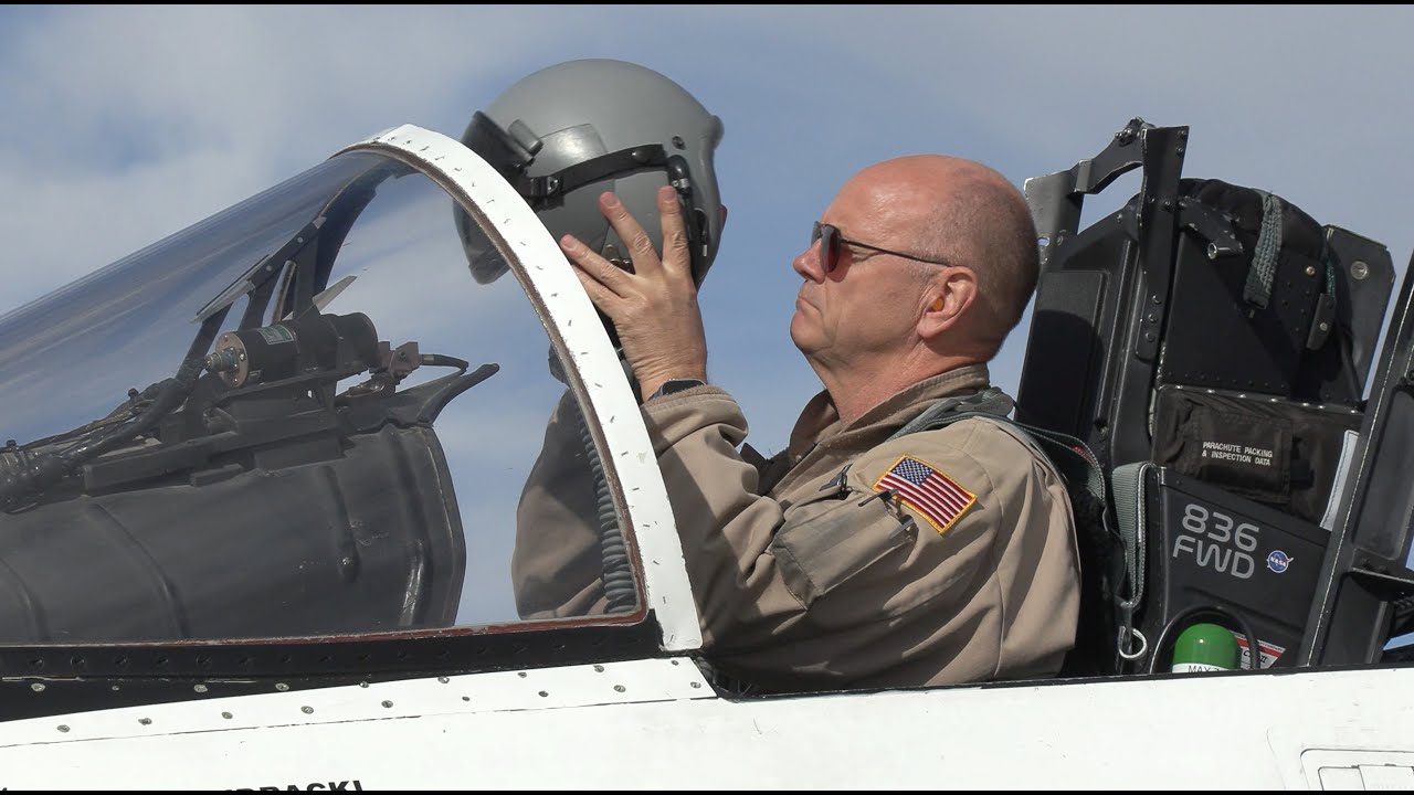 NASA Pilots Inspire the Next Generation of Explorers