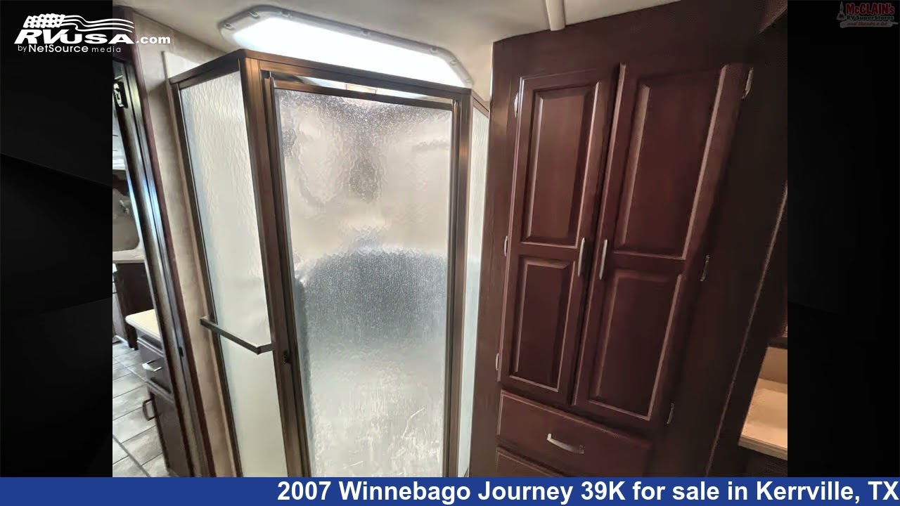Unbelievable 2007 Winnebago Journey 39K Class A RV For Sale in Kerrville, TX | RVUSA.com