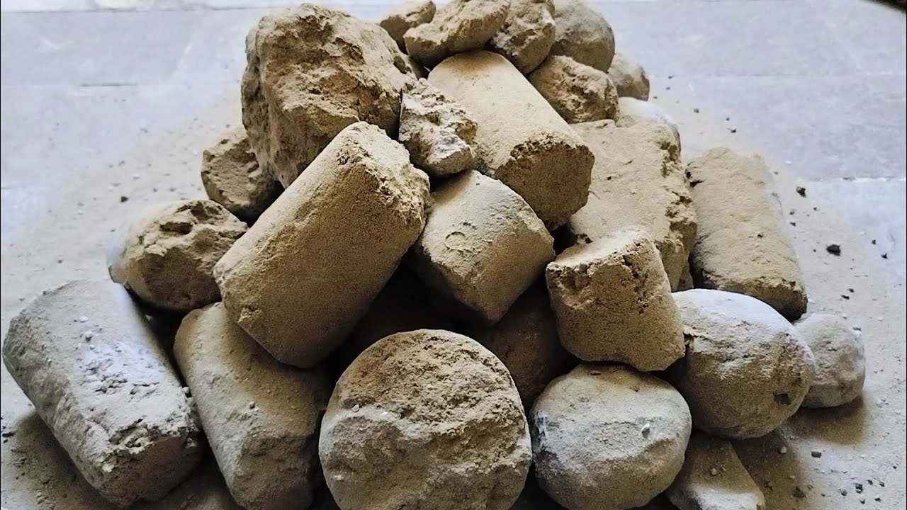New texture Bhalo mitti dry or water crumbling // pure mud 