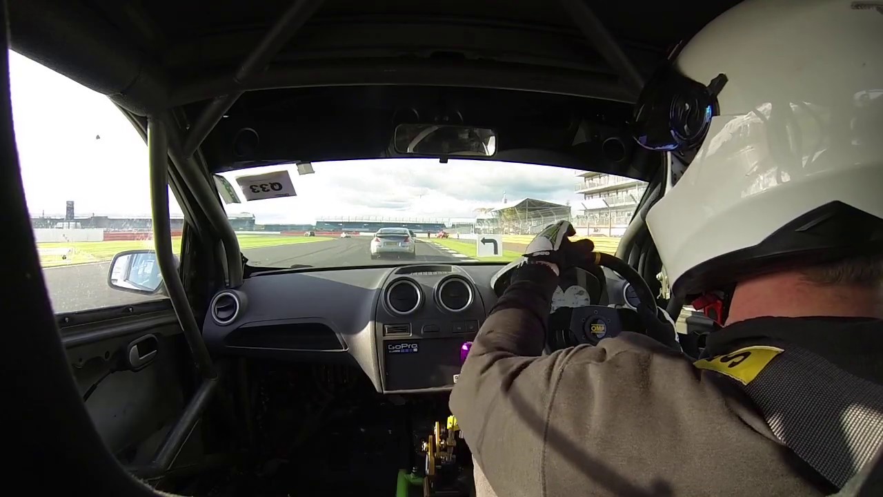 TRAX Show 2019 silverstone CIVIC FIRE close call   track time ford fonda k20 swapped fiesta Q