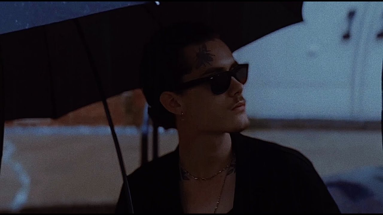 Elliot Paris - Memories Blues (Official Music Video)