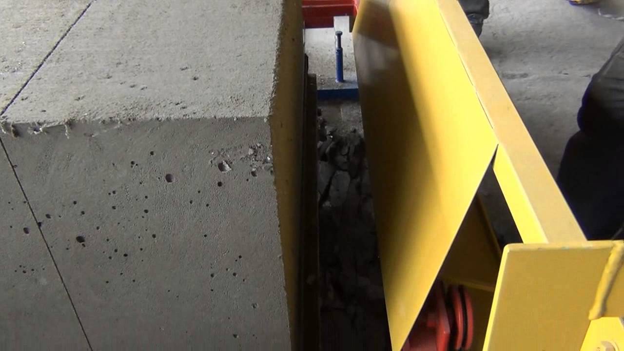Cutting and trimming foam concrete (CLC) array into blocks. Band trimming machine 