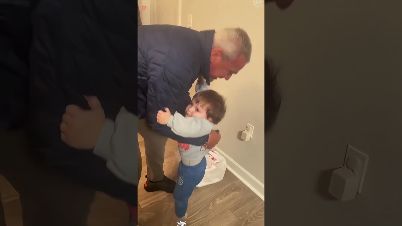 Grandparents are the best🥰💕 #cutebaby #grandparents #love #meetgrandparents #sweetbaby