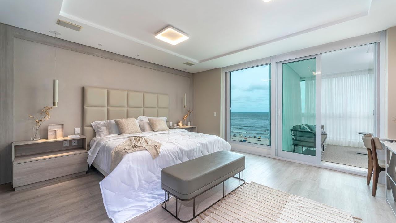 Este luxuoso frente mar em Balneário Camboriú tem mais de 300m2 e custa quase R$ 13 milhões. #luxo