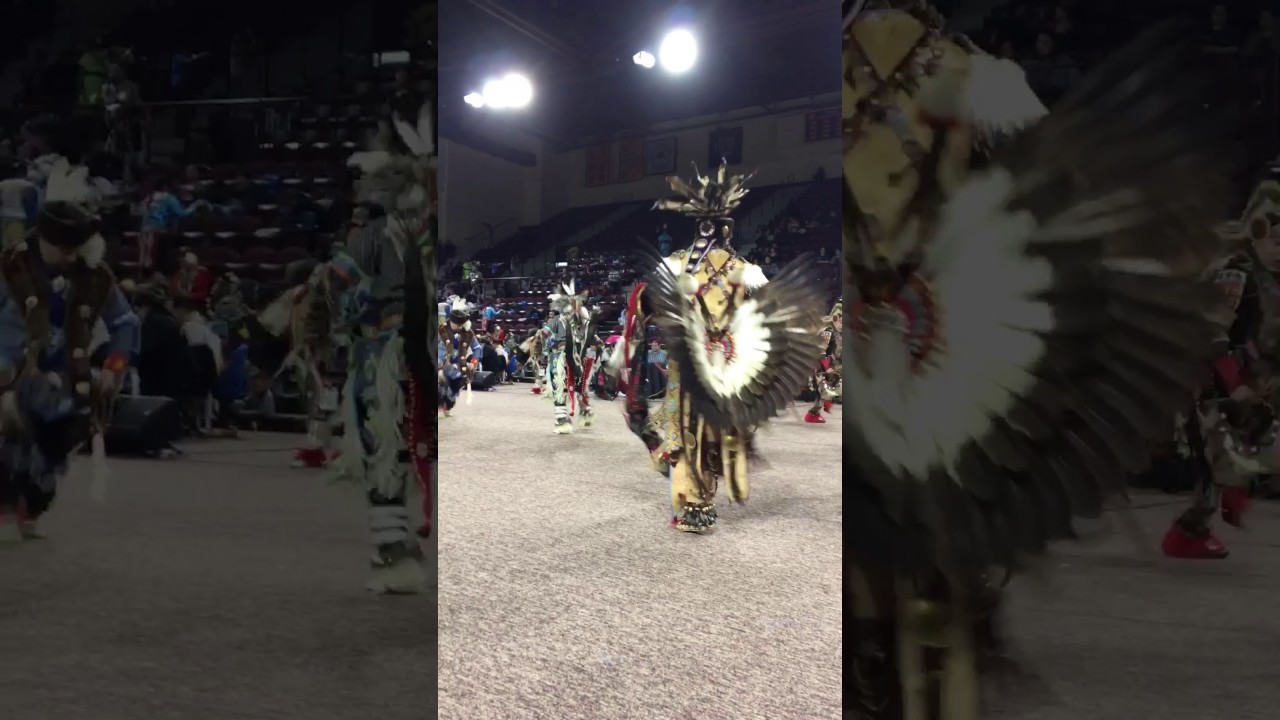 Men's Traditional CMU Powwow 2017