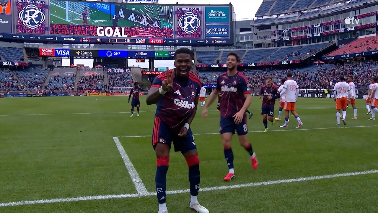 Brayan Ceballos GOT LOOSE for a BRACE for New England!