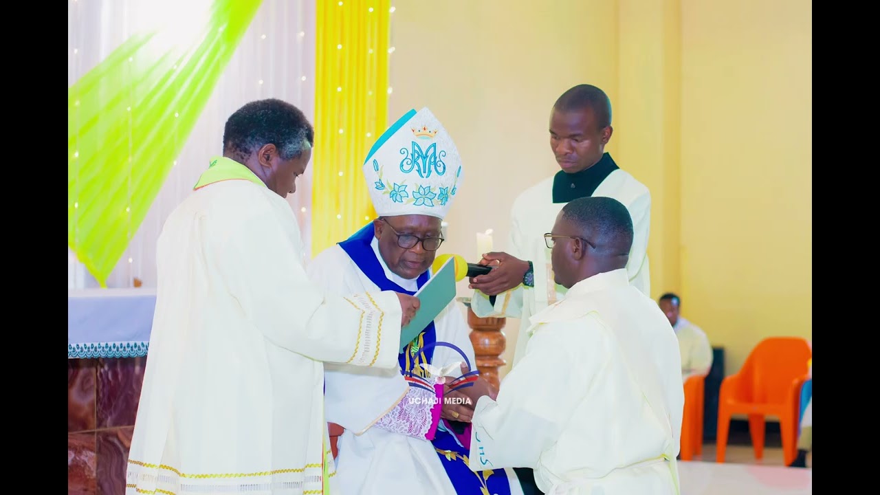 MIMI NIMEWACHAGUA NINYI DUNIA
