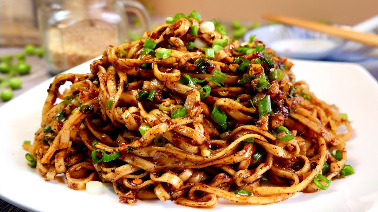 Zero Skills Needed! Szechuan Spicy Lo-Mein 四川香辣干捞面 Chinese Dry Chilli Garlic Noodles Recipe