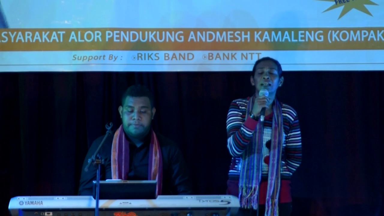ANDMESH KAMALENG ft BUNDA TERCINTA - PANTAI MORU