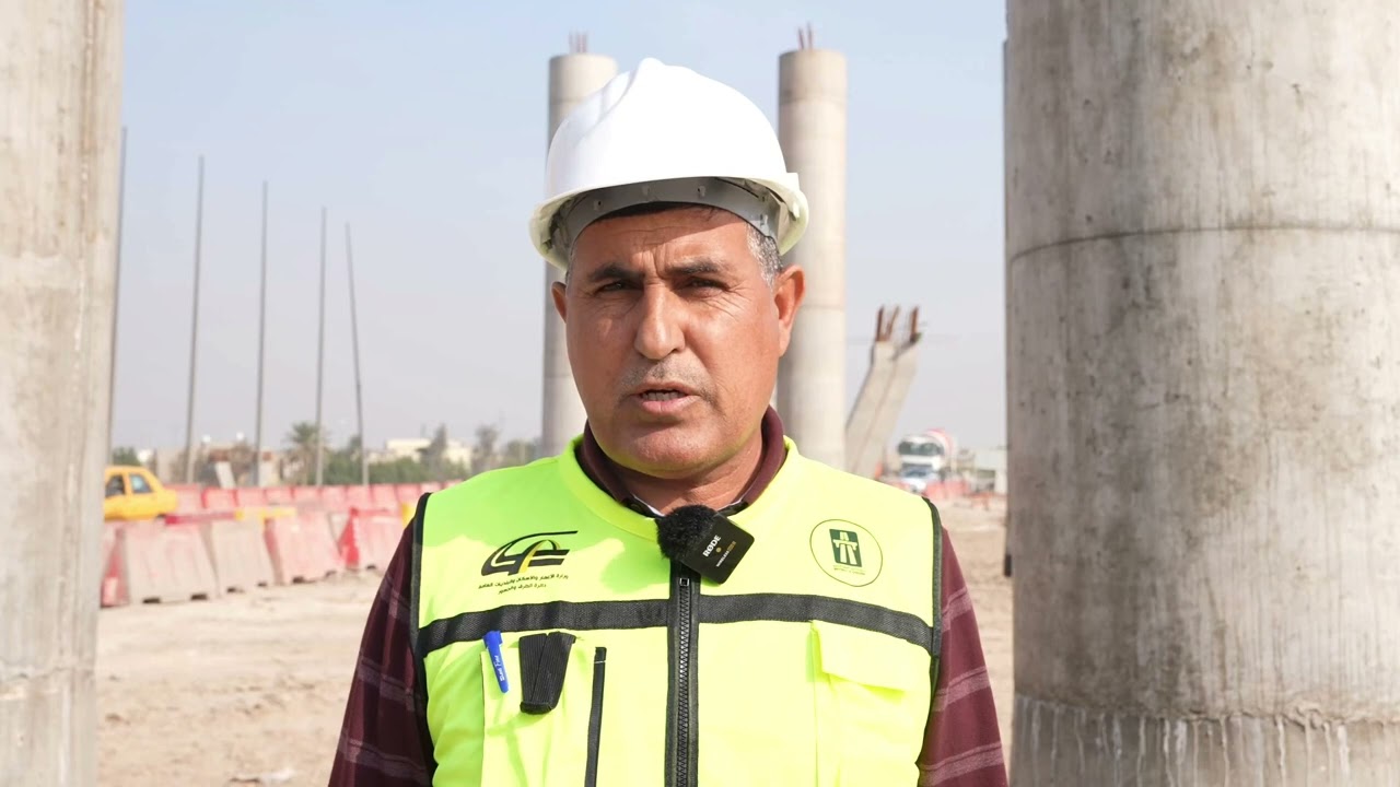 الكوادر الفنية والهندسية تواصل أعمالها في مشروع ربط طريق محمد القاسم في قناة الجيش .
