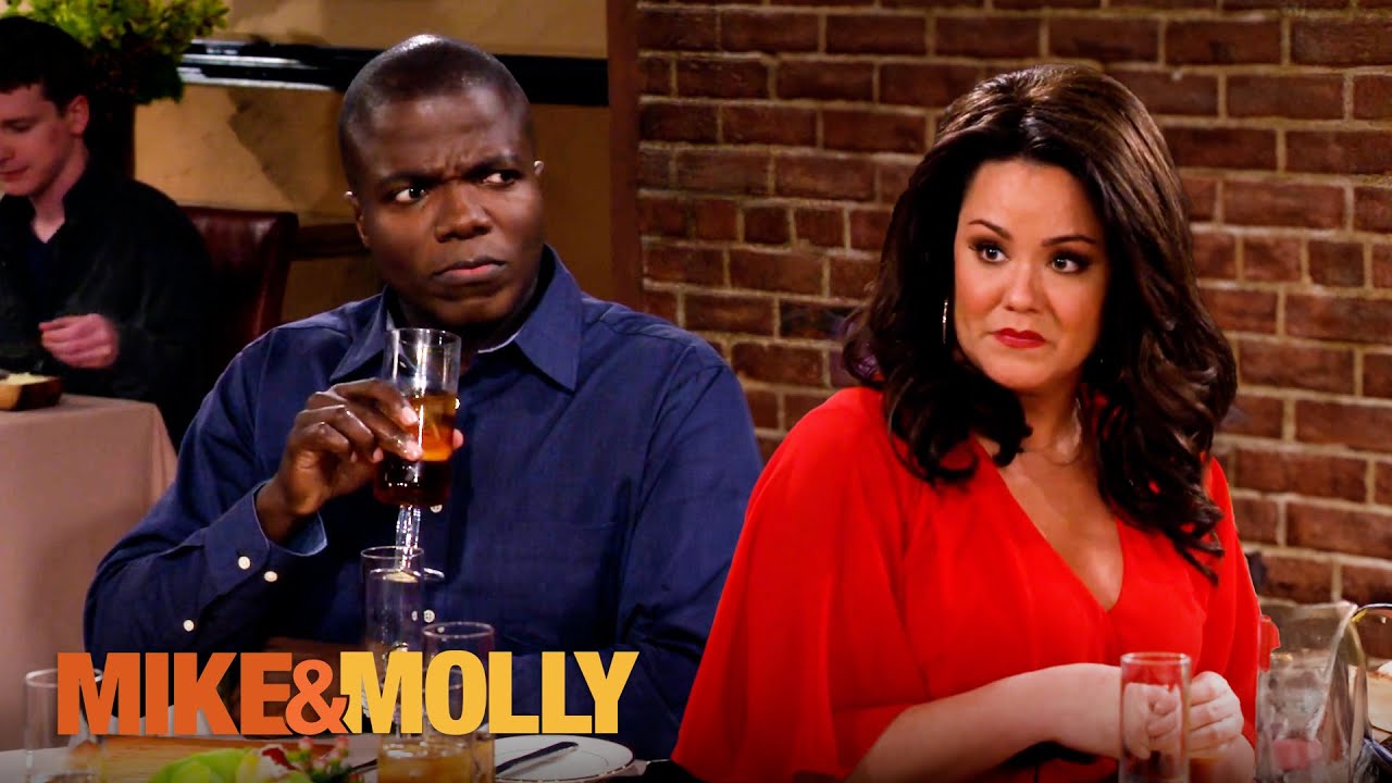 Carl's Uncomfortable Public Breakup | Mike & Molly