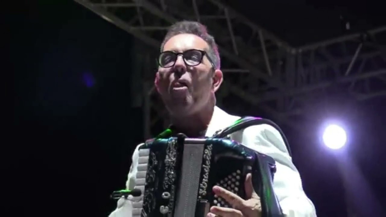 LOREDANA -WALTER GIANNARELLI  e LA SUA FISARMONICA- SETTIMANA DEL LISCIO GATTEO 20 GIUGNO