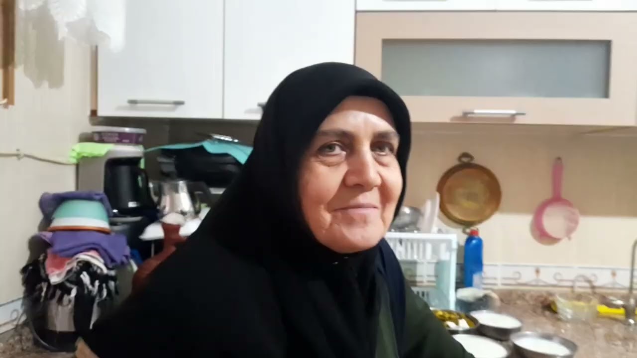 ANNEM VE BABAM UMREYE GİDİYOR 🥰 YUFKA EKMEK ÜSTÜNE PİLAV DÖKTÜK 😋 PİLAVIN EN LEZZETLİ HALİ 😊 VLOG 
