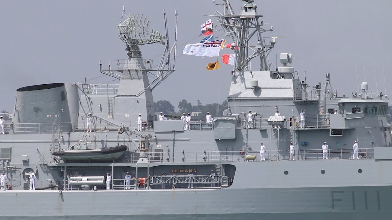 Royal New Zealand Navy celebrates 75th Anniversary with International  Fleet Entry 2016