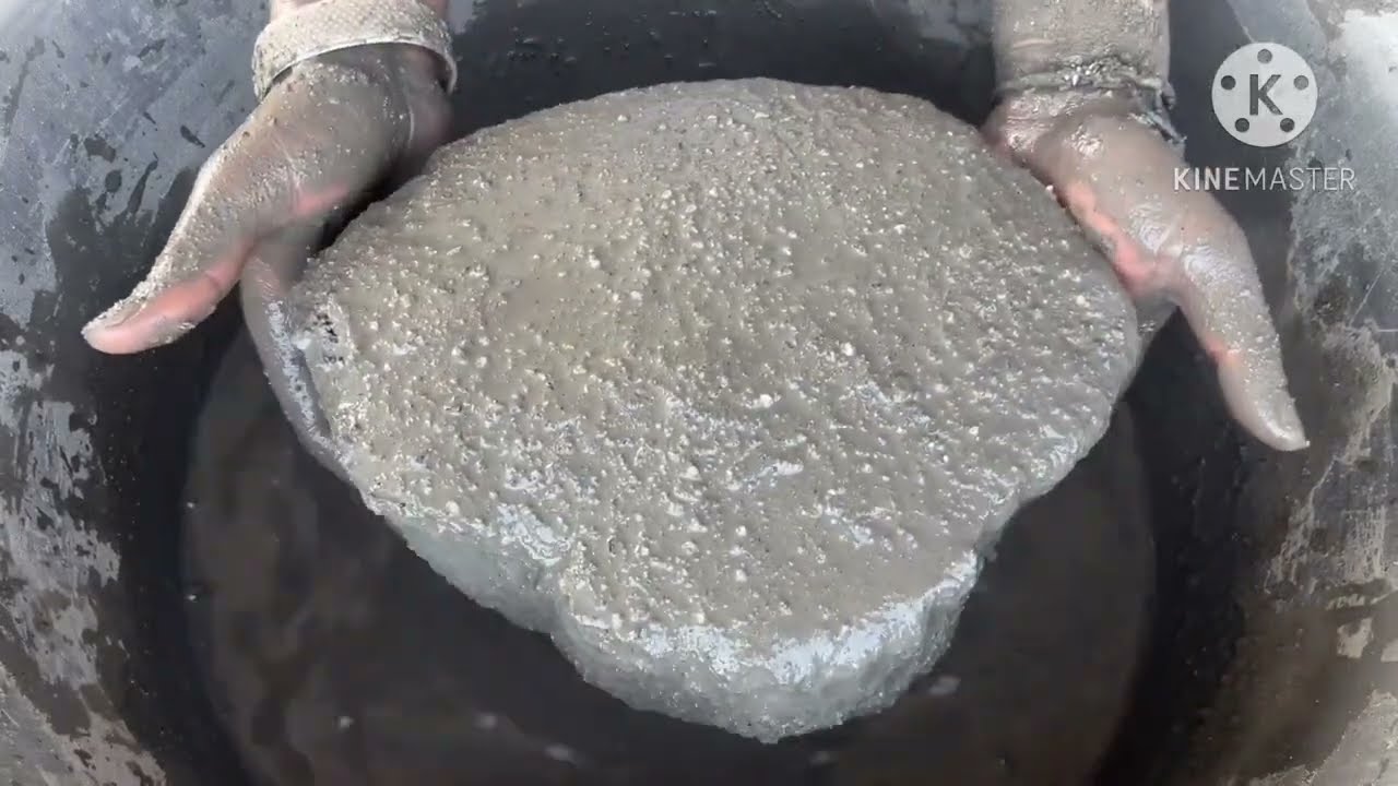 Asmr - Gritty sand cement dry floor Crumbling and water 💦 crumble 