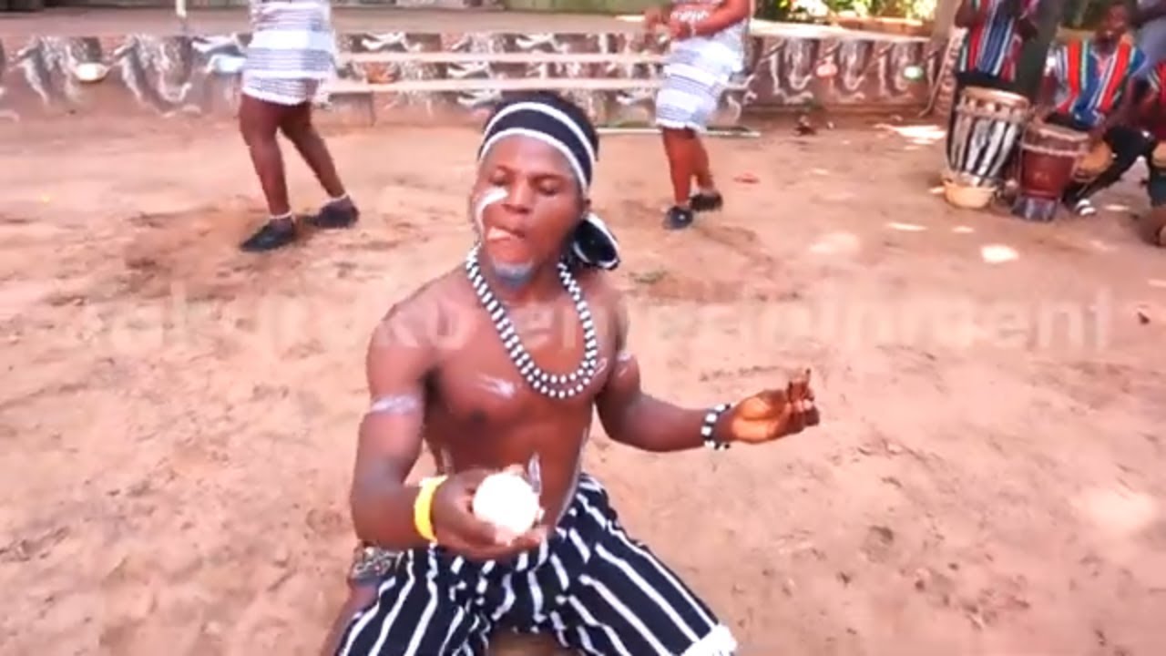 Uka Uka (Tiv Eating Performance)
