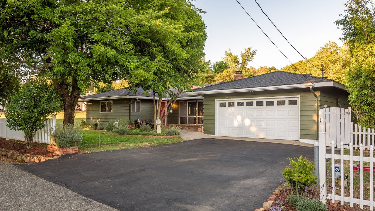 Auburn CA Home For Sale - 1975 Crockett Rd