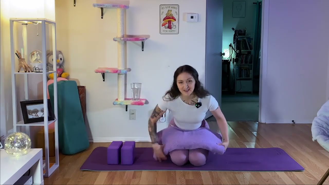 1-Hour Morning Yin Yoga for Hips, Digestion & Lymphatic Flow (with cats!)