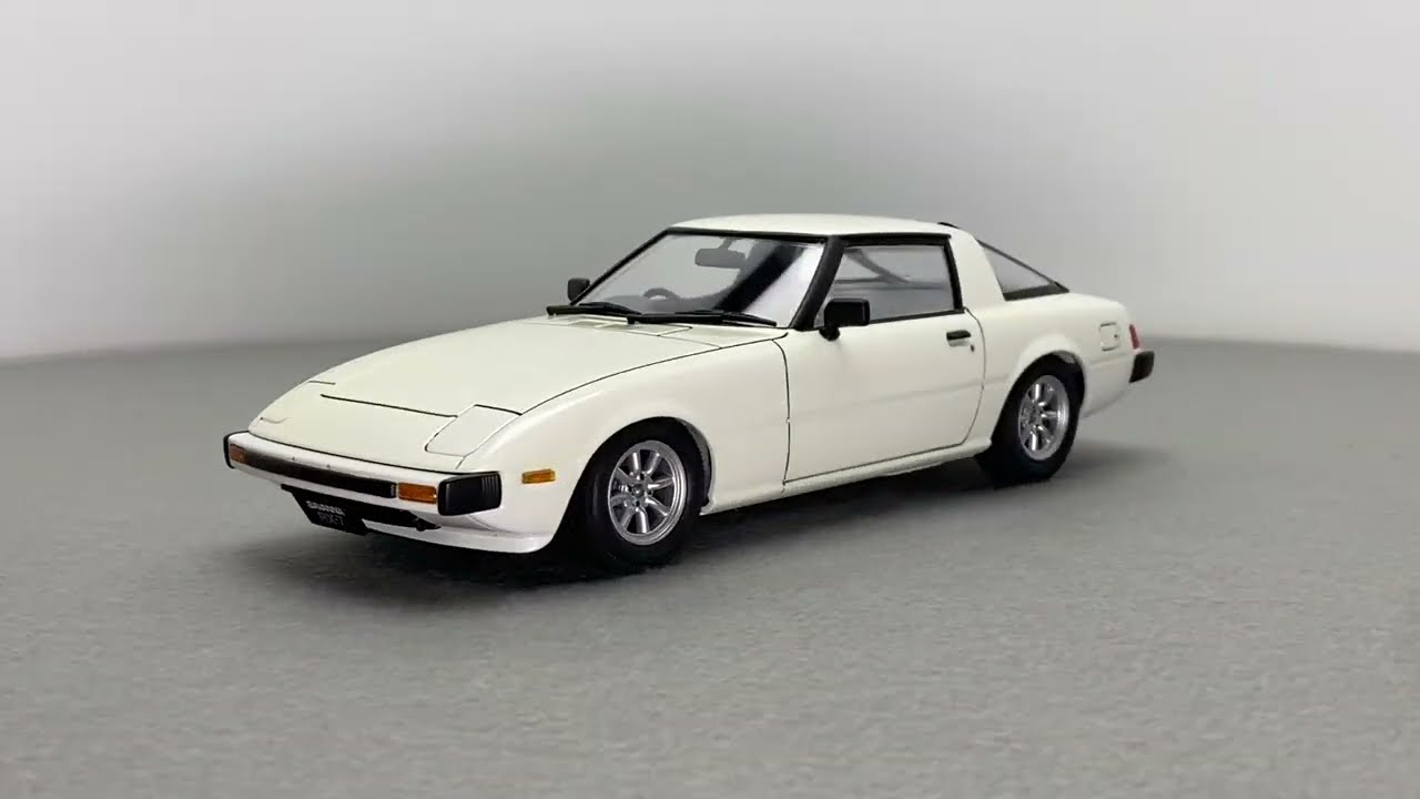 HASEGAWA 1/24scale , MAZDA SAVANNA RX-7 SA22C , Low dmwn 8spoke wheel