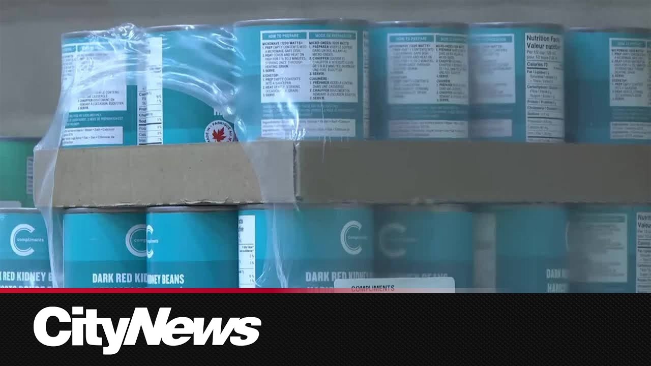 Winnipeg Muslim community comes together to support those in need