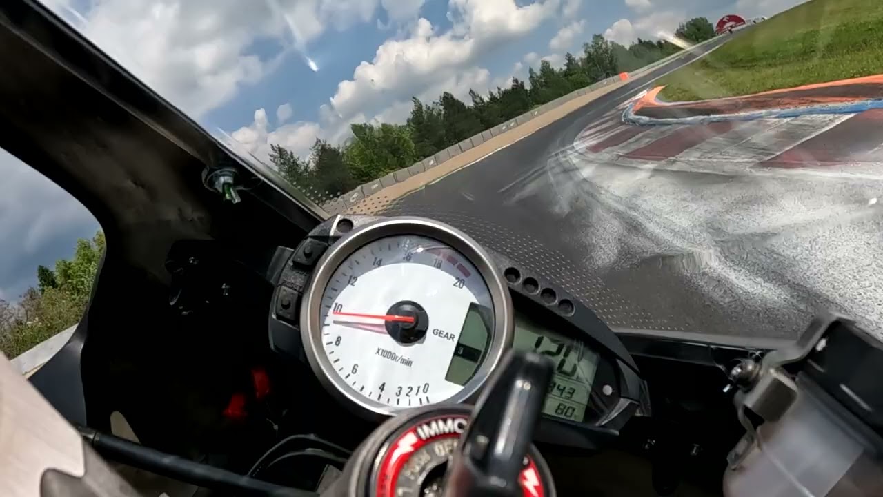 Erstes Sprintrennen 600er in Most 2024.