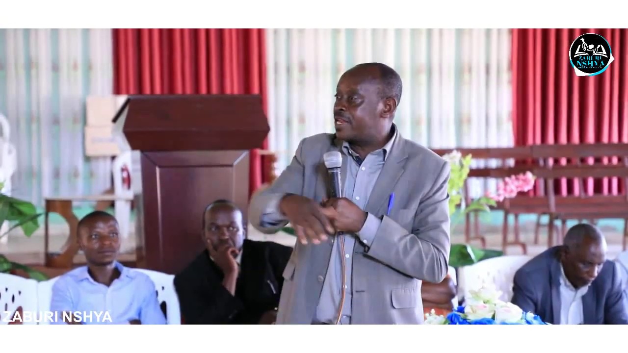 Pasteur CELESTIN ati: MURI IYI MINSI UTAZASENGE AZASENGERA ! Ntibyoroshye...