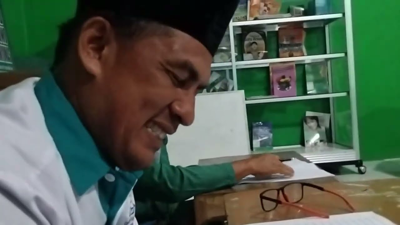 NGAJI BARENG sedang live sekarang!