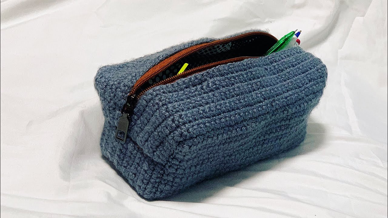 HOW TO CROCHET AN ALL PURPOSE MAKE-UP BAG OR PENCIL CASE/ BEGINNER FRIENDLY