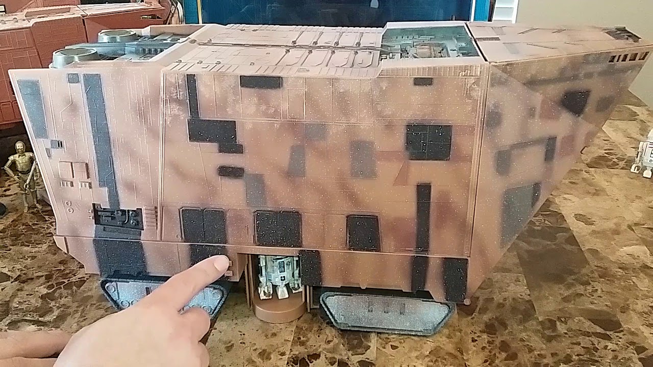 Disney Star Wars Sandcrawler Is Awesome!!!