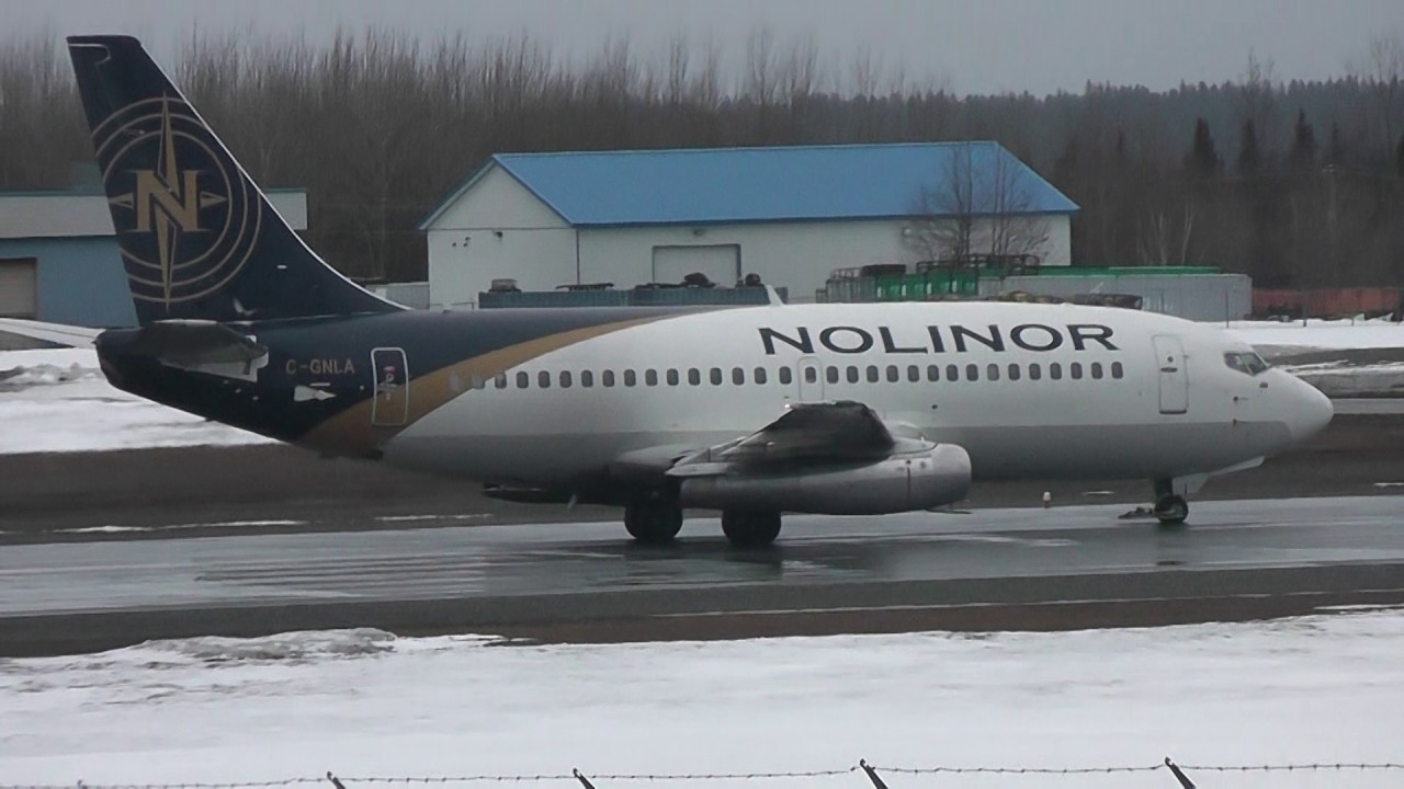 Nolinor | Boeing 737-200 taxi & taking off | C-GNLA | Val-d'Or (CYVO)