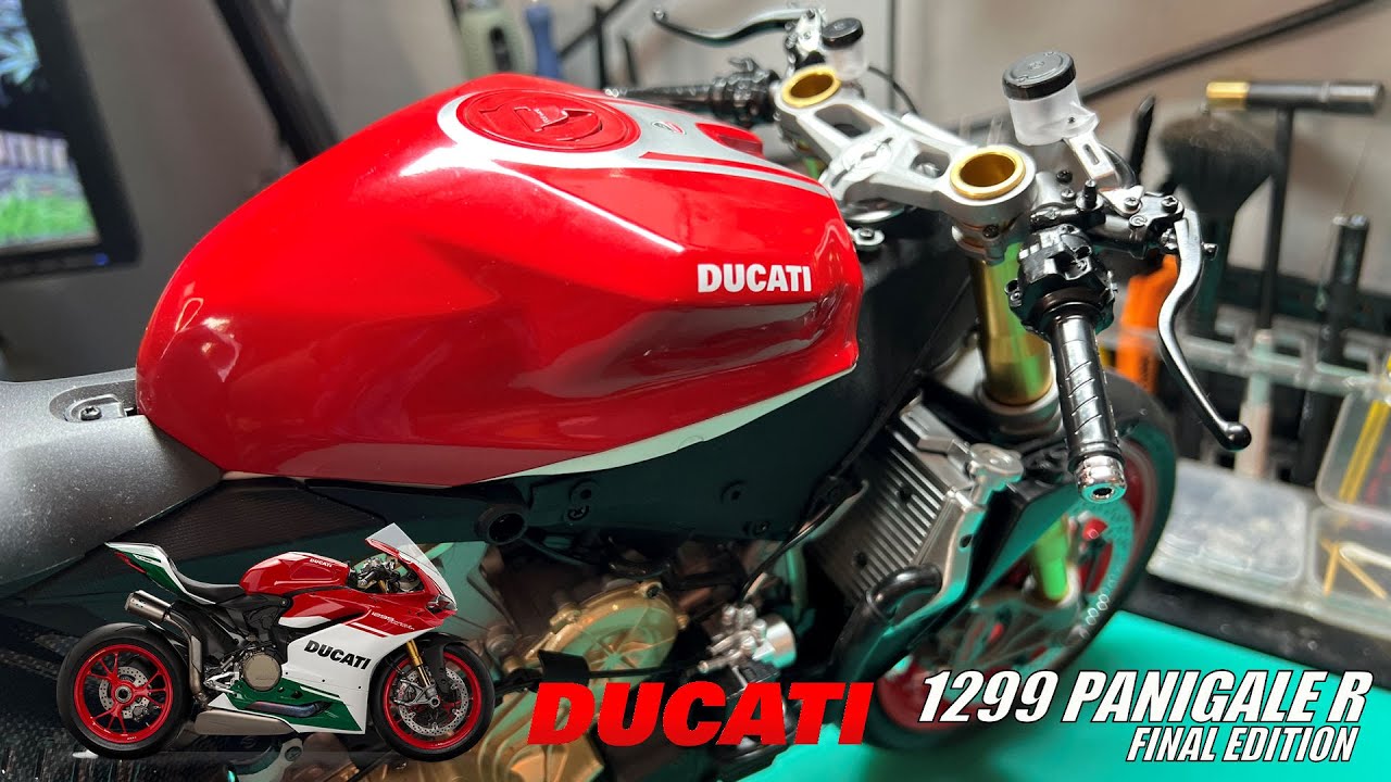 Build the Pocher Ducati 1299 Panigale R Final Edition 1:4 Scale Motorcycle - Part 11