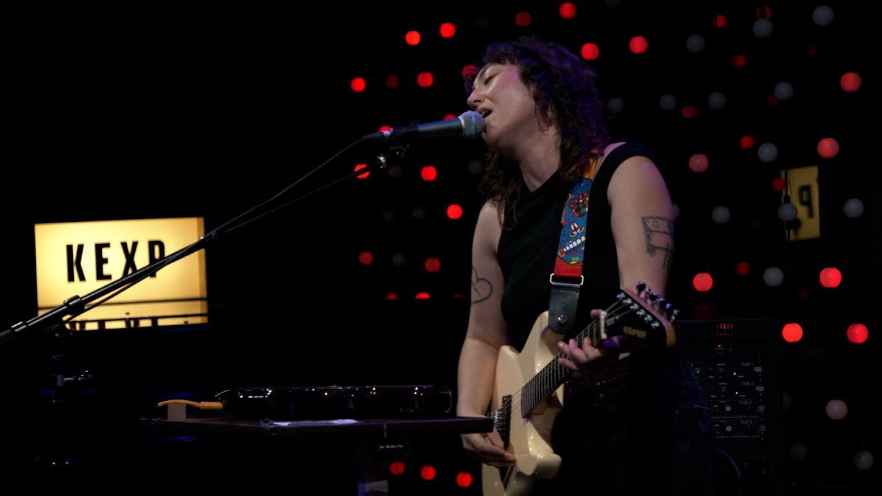 NONBINARY GIRLFRIEND - Full Performance (Live on KEXP)