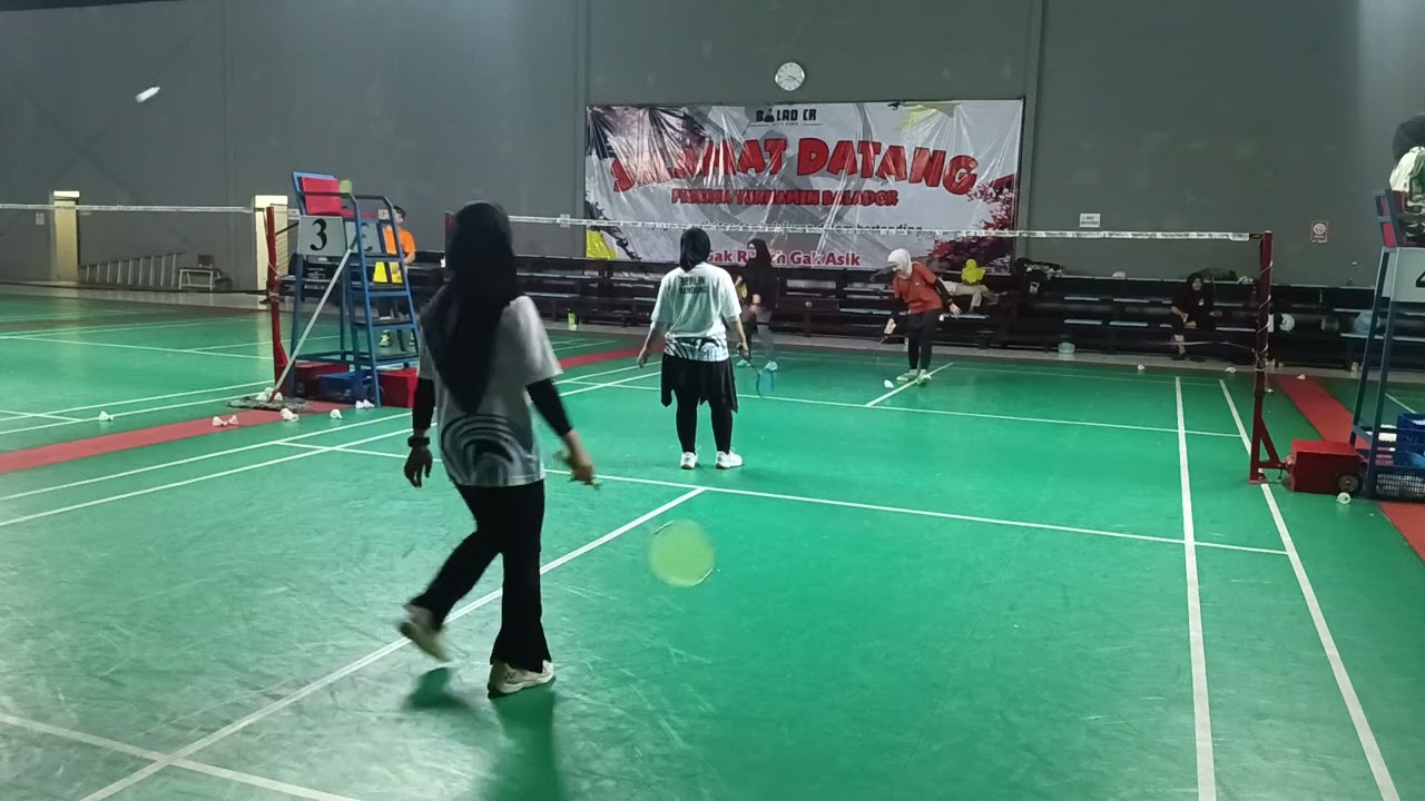 Minggu 15 Februari - 13