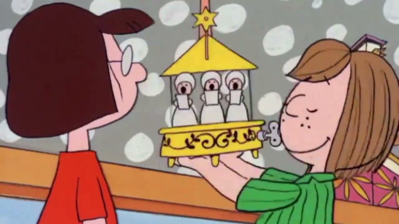 They Already Have Christmas Stuff Up! [Peanuts Abridged]