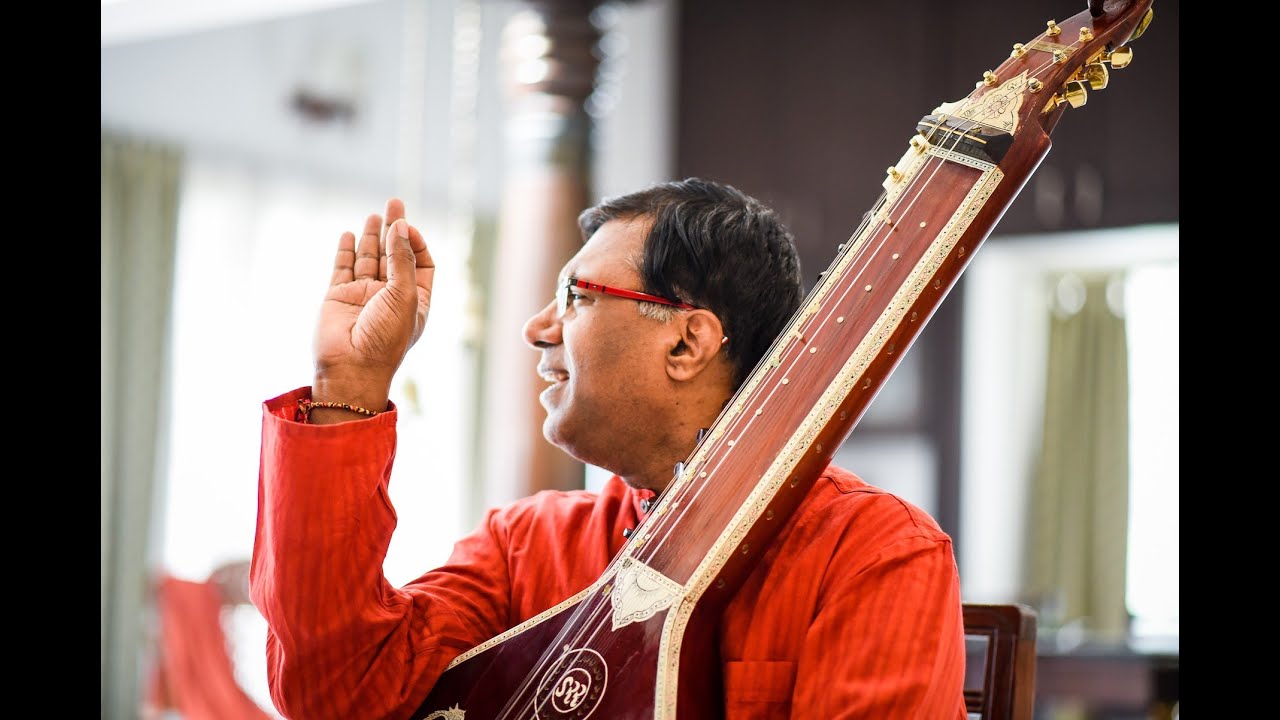 Carnatic Lesson | Learn to sing the Todi Swarajathi of Shyama Shastri  -Rave Himagiri