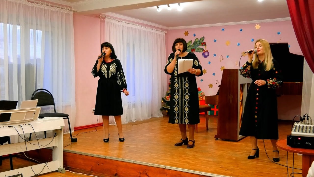 Різдвяний концерт у Радивилівській школі мистецтв без коментарів (ТК 