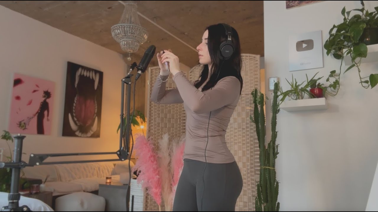 ASMR, but make it bouncy