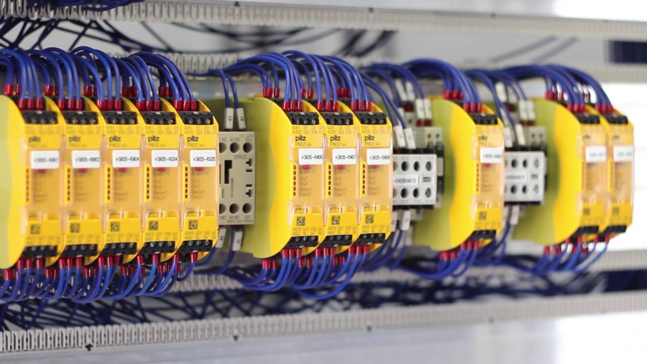 Cuadro eléctrico de potencia y control para línea plataformas ML2 Taller8 Seat Martorell (2016)