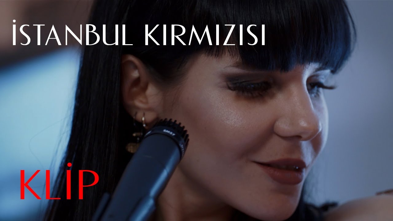 İstanbul Kırmızısı | Gaye Su Akyol - Kırmızı Rüyalar Klip