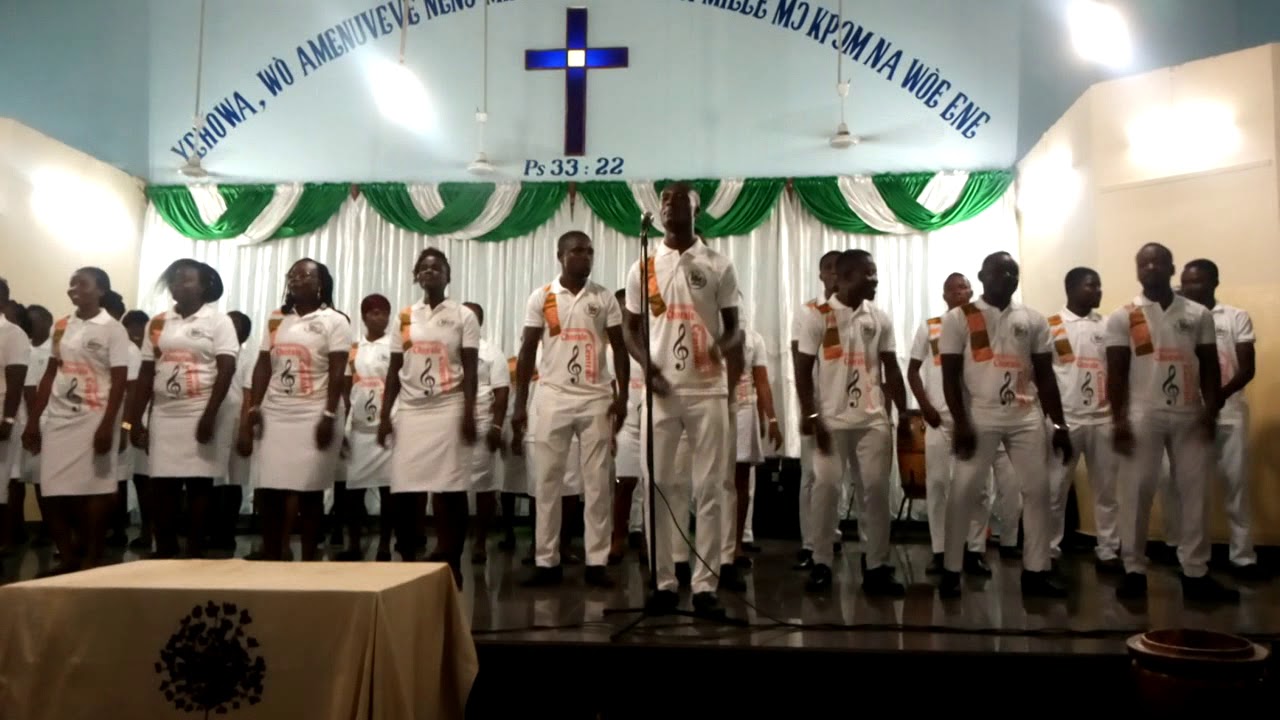 Feto Yesu yomeko madze par la Chorale Centrale de la Fédération des chorales Mokpokpo (FE.C.MO)