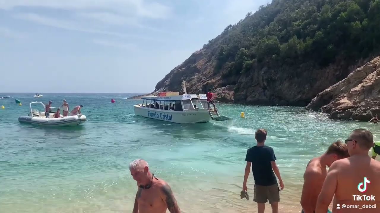 Playa Giverola de Tossa de Mar