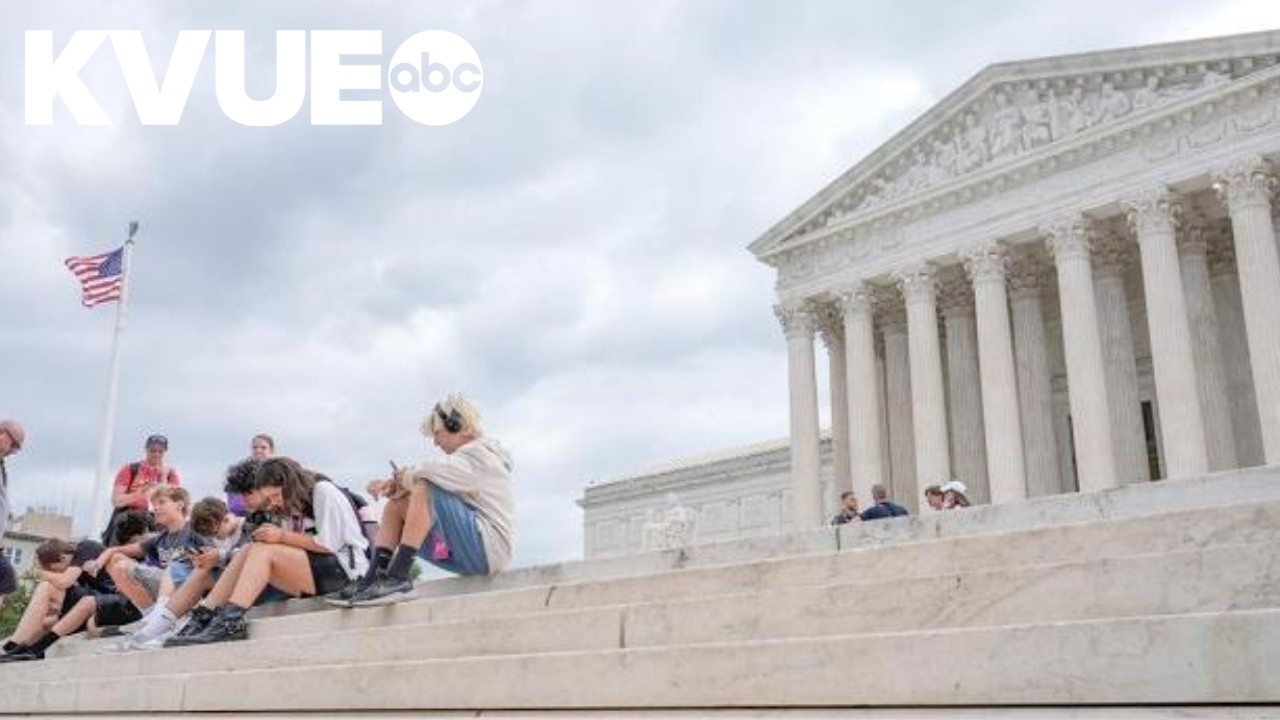 US Supreme Court backs Trump administration on immigration cases